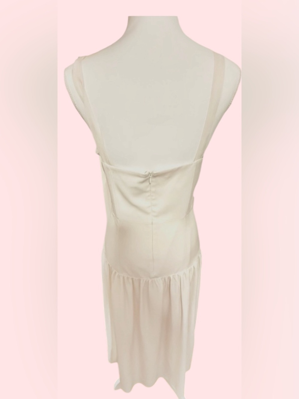 Express Satin Dress with Sweetheart neckline and Red and Fuchsia Floral - Picture 2 of 7